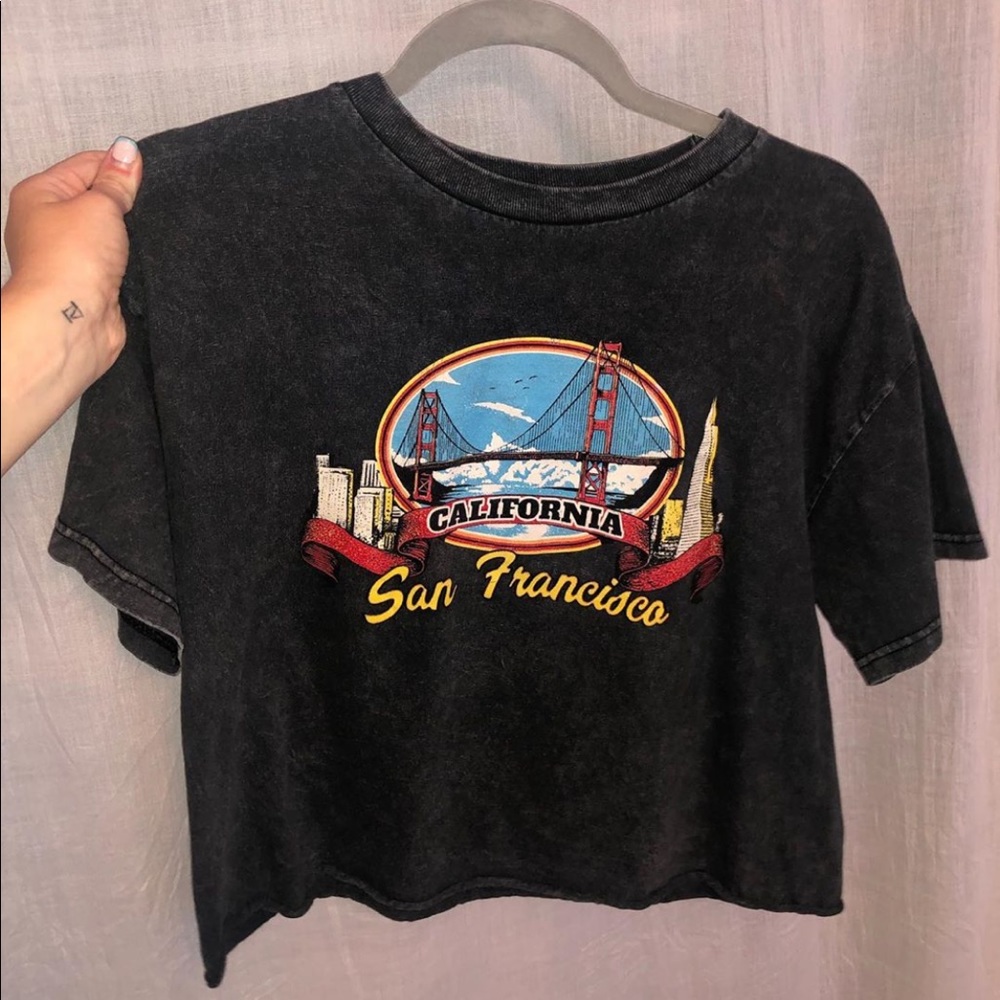 Brandy Melville cropped tshirt